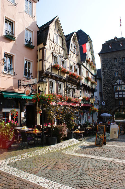 The Burgklause Boutique Hotel Linz am Rhein Exterior foto