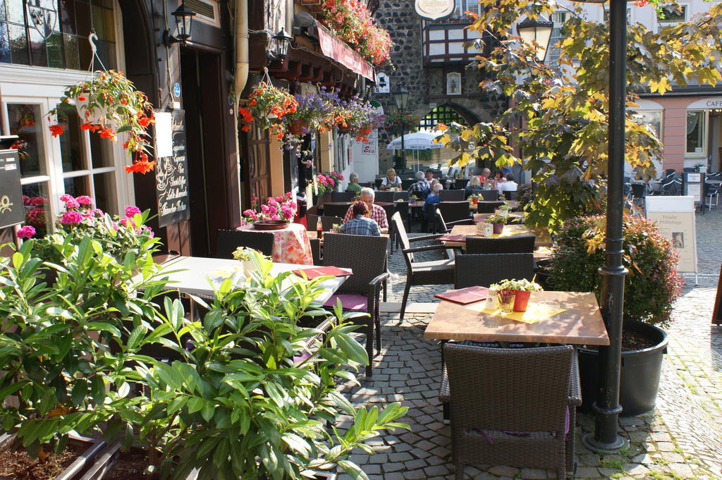 The Burgklause Boutique Hotel Linz am Rhein Exterior foto